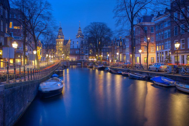 אמסטרדם בשידור חי, תמונה - pixabay